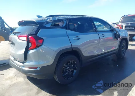 2024 GMC Terrain Awd At4 z USA, uszkodzony, nr VIN 3GKALYEG3RL343292